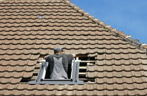 Pose de velux à Indre